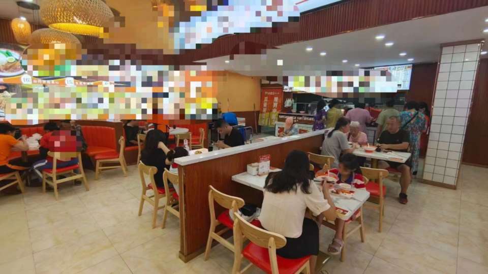 保亭县凤凰路连锁品牌餐饮店转让