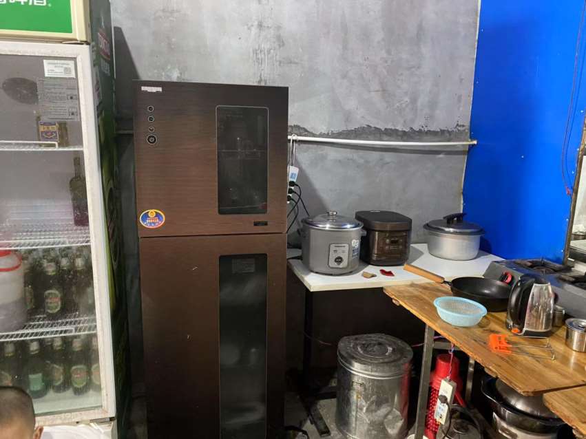 临高县二环东路餐饮店转让